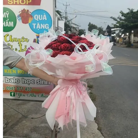 Bó hoa hồng nhũ đỏ dáng công chúa 30 bông tặng 20/10