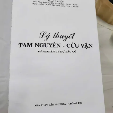 Lý Thuyết Tam Nguyên Cửu Vận Và Nguyên Lý Dự Báo Cổ – Hoàng Tuấn (Bìa Cứng)