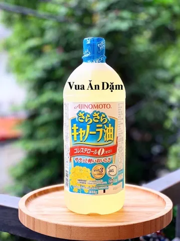 Dầu ăn hoa cải Ajinomoto chai chiên xào cho bé ăn dặm
