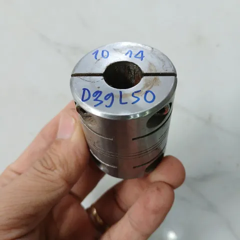 khớp nối mềm nhôm inox liền thân xẻ rãnh 4 8 5 8 6 5 6 8 10 10 14 6.35 12 10 13 13