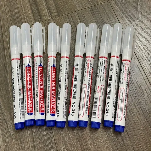 Bút đánh dấu lỗ sâu 20mm khô nhanh , bền màu kháng nước dùng trên mọi chất liệu,bút đánh dấu ngòi dài 3 màu 889426