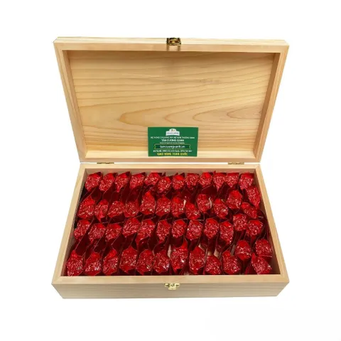 Trà Sen Ngọc Tỉnh Liên 400gram - Hộp Gỗ Thông Trà Sạch Tân Cương Xanh