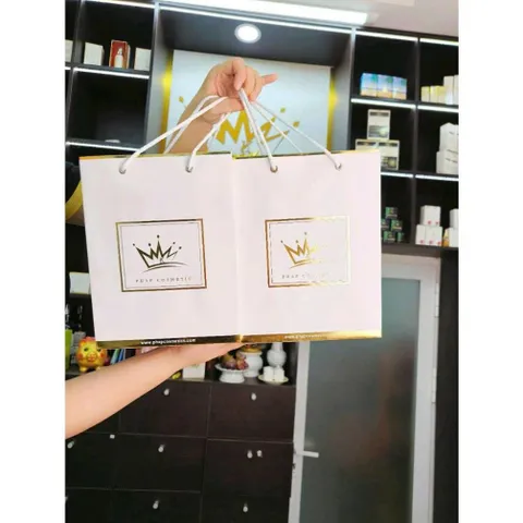 Hộp quà xịn cao cấp + túi giấy tặng kèm giấy rơm hồng  CÓ HOẢ TỐC