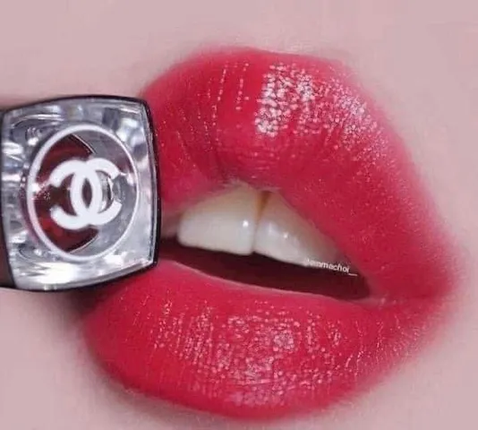 Son dưỡng Chanel Rouge Coco Flash 122 Play cấp ẩm làm bóng môi tự nhiên 3g