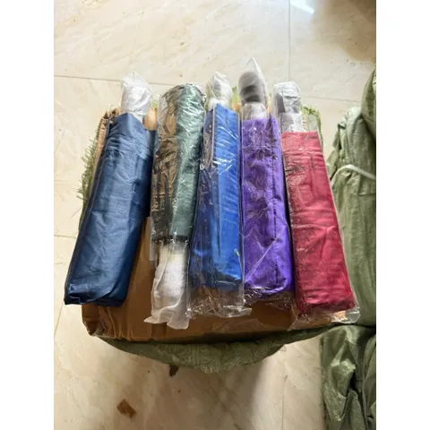 Ô Gấp Gọn Chống Tia UV Dễ Mang Theo, Che Nắng Che Mưa Hiệu Quả [ màu ngẫu nhiên]
