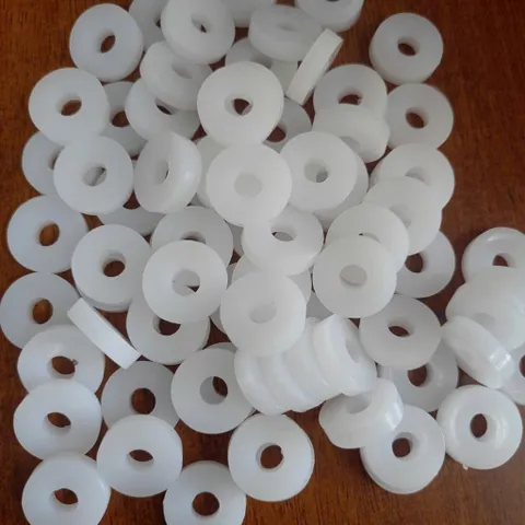 Long đen nhựa trắng cách điện M6x20x5,bulong nhựa trắng ,vòng đệm nhựa trắng cách điện