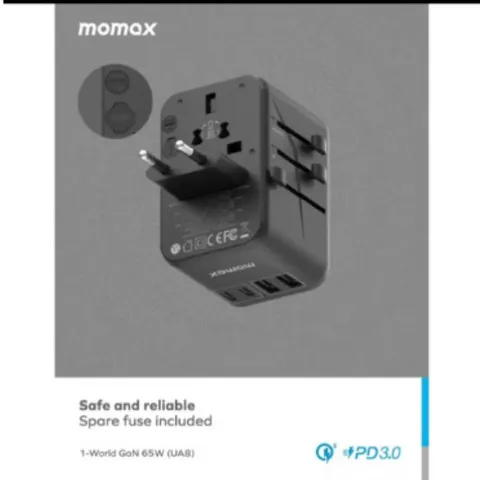Ổ cắm điện đa năng du lịch Momax UA8 với củ sạc nhanh 65W có đủ các chân cắm  với 2 cổng USB + 3 Cổng C Chịu Tải 2500W