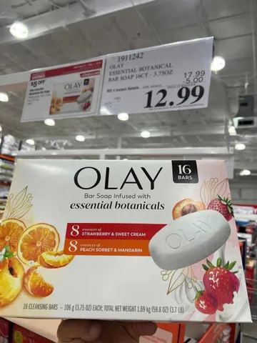 XÀ BÔNG TẮM DƯỠNG ẨM OLAY ESSENTIAL BOTANICALS MỸ HỘP 16 BÁNH