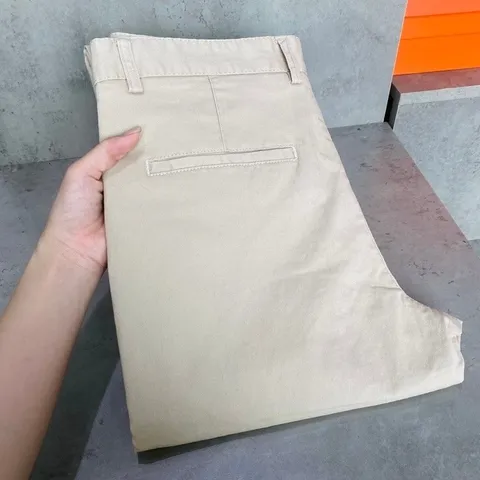 Quần kaki nam đơn giản dễ mặc dễ phối