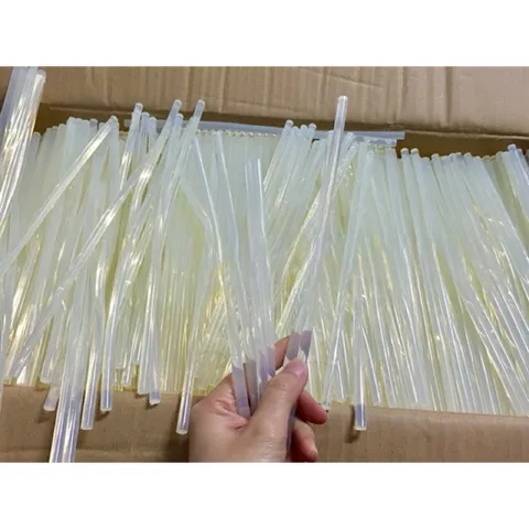 Sỉ 100 keo nến nhỏ dài 25cm