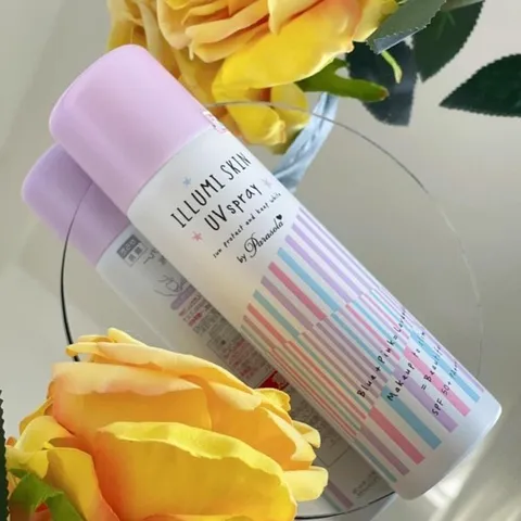 Xịt chống nắng dưỡng da thon gọn Naris PARASOLA ILLUMI skin UV Spay, UV 2-sao SPF50+ PA++++ 80Gr