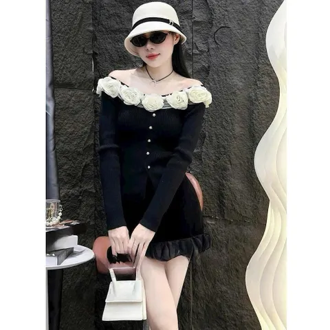 Áo len trễ vai hoa cuốn cúc ngọc - May7254