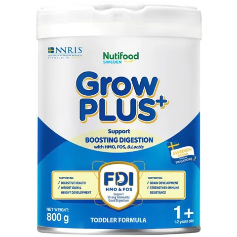 Sữa Bột Thuỵ Điển Nutifood GrowPLUS Xanh, Sữa Non hỗ trợ tiêu hóa tăng đề kháng phát triển não bộ cho bé Lon 800g