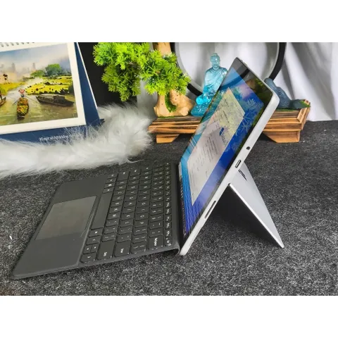 Microsoft Surface Go 2 10.5 inch Pentium Gold 4425Y 8GB SSD 128GB kèm bàn phím US chính hãng