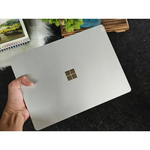 Microsoft Surface Laptop Go 2 12.4'' Intel Core i5-1135G7 ( gen 11) , Nhập Khẩu Mỹ , nhỏ gọn