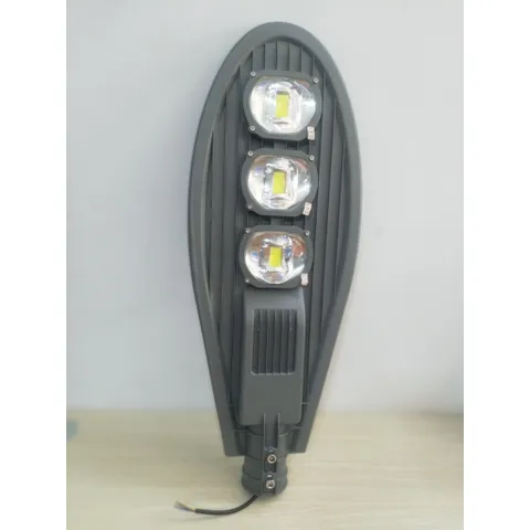 ĐÈN ĐƯỜNG CHIẾC LÁ cao cấp chống nước điện luới 220v