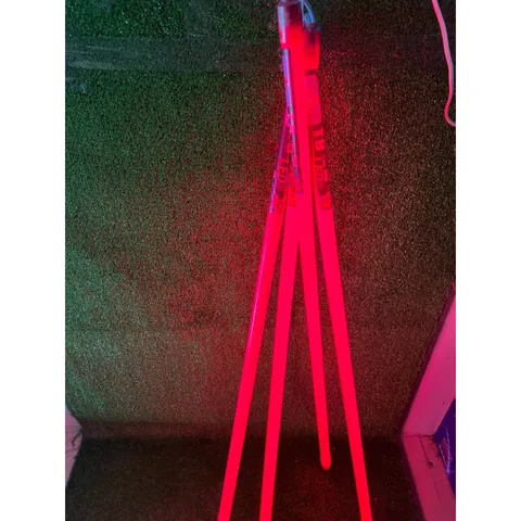 10 TUÝP LED NEON ĐỦ MÀU,vàng,lá,duơng,đỏĐèn led tuýp T8 1m2 nhiều màu-Chống nước - Sử dụng điện 220v-Vỏ ngoài bằng nhựa