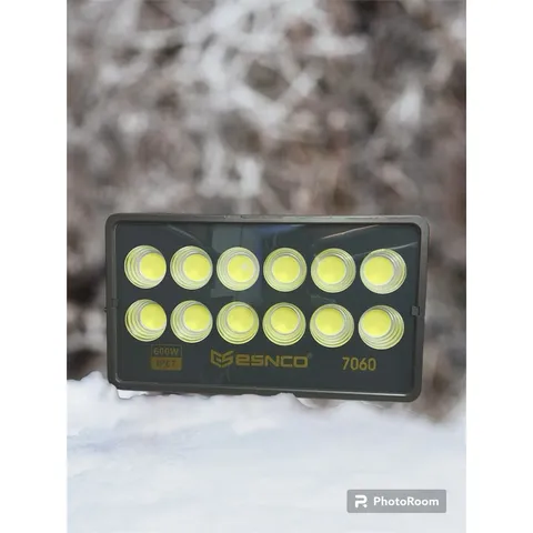 Đèn Pha Led COB Siêu Sáng 50w / 100w / 150w / 200w Chuyên Lắp Đặt Ngoài Trời, Chống Nước IP66, chịu nhiệt chịu lực tốt