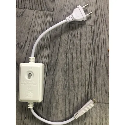 Led cuộn 5050 RGB đổi 7 màu có kèm nguồn đổi màu xài điện trực tiếp 220V