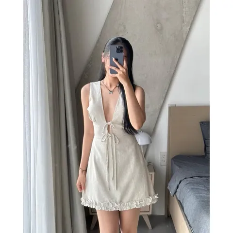 VÁY SÁT NÁCH CỔ V THẮT NƠ GỢI CẢM