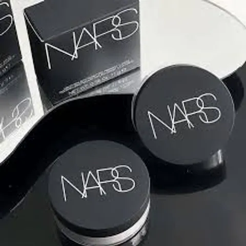 Phấn Phủ Bột Nars Light Reflecting Setting Powder 11g - Phấn Trang Điểm Chống Nhờn, Giúp Lớp Trang Điểm Lâu Trôi, Không Màu, Nhẹ Nhàng 901809