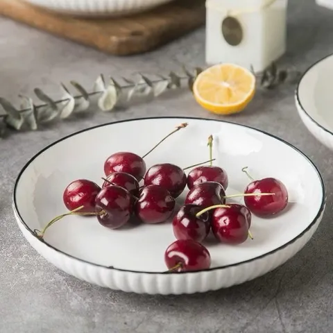 Đĩa Sứ Tròn Trắng Viền Đen Sứ Cao Cấp, Dày Dặn, Chịu Nhiệt Tốt Đường Kính 18cm, 20cm