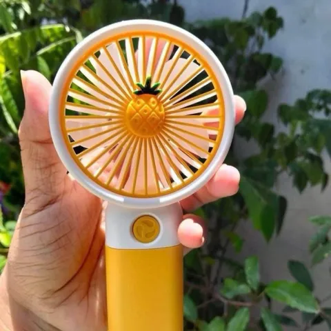 Quạt Mini Cầm Tay Tích Điện Su Su HKM Vinamilk - Quà Tặng Sữa Vinamilk - Gió Mạnh Mát R rượi Luôn Nha