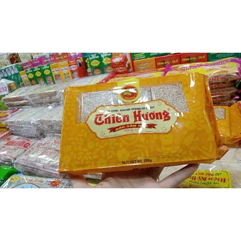 10 gói Mè xửng Thiên Hương vàng , đặc sản Huế nổi tiếng , date luôn mới