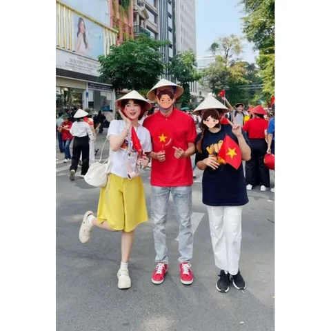 5 Cờ Việt Nam cầm tay, cờ vẫy, in sắc nét, vải mịn, công nghệ cắt không bị xơ viền
