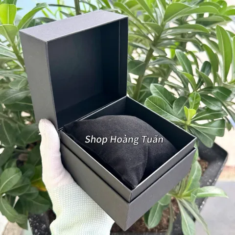 Hộp thương hiệu dành làm quà cho tặng rất sang . Có nhiều phân loại