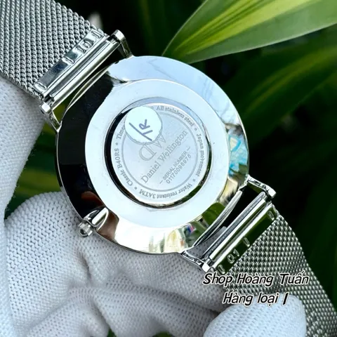 Đồng Hồ cặp đôi Nam Nữ D.W . Fullbox hộp sổ . Kính sapphire chống trầy . Máy Quartz Nhật . Chống nước tốt