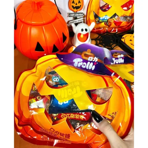 (Hoả tốc) Kẹo dẻo Halloween hãng Trolli, kẹo trái cây chip chip túi bí ngô 237g
