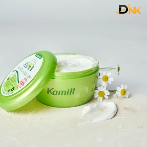 Kem dưỡng tay và móng Kamill Classic 150ml hoa cúc hữu cơ, Đức