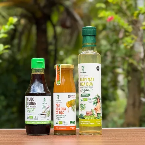 Combo 3 sản phẩm gia vị mật hoa dừa Sokfarm (Nước tương 200ml + Mật cô đặc 250g + Giấm 265ml).