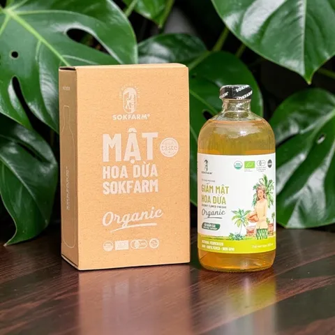 Giấm mật hoa dừa hữu cơ Sokfarm 500ml.