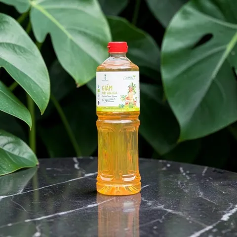 Giấm mật hoa dừa hữu cơ Sokfarm 1 lít.
