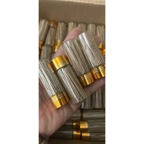 Sánh trầm hương hút thanh nhỏ dùng để nhét vào điếu t.huôc. hoặc dùng để xông đốt khử mùi.