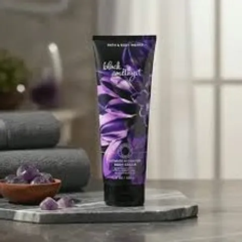 Kem dưỡng thể Bath & Body Works Black Amethyst cấp ẩm làm mềm da lưu hương 226g