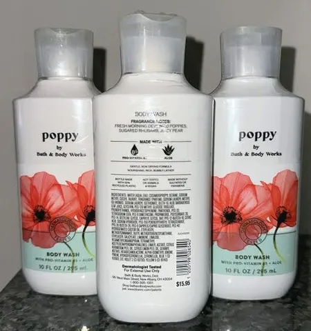 Sữa tắm Bath & Body Works Poppy dưỡng ẩm làm sạch da dịu nhẹ 295ml