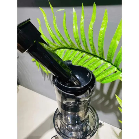 Máy Ép Chậm Locknlock Bianco Slow Juicer 0.8L EJJ421IVY Ép Hoa Quả Trái Cây Kiệt Bã - Bảo Hành 2 Năm