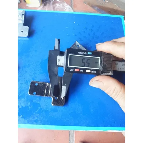 ke thép trắng cắt CNC chính xác lỗ ren nhuyễn M3,  ứng dụng cho nhiều bộ dụng cụ đa năng