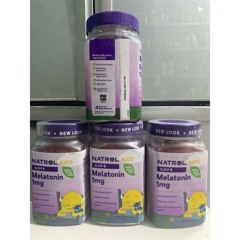 Kẹo Dẻo Ngủ Ngon Natrol Kids Gummies 1mg - Hỗ Trợ Giấc Ngủ Cho Trẻ Em 180 Viên Hương Vị Berry, 100% Thuần Chay