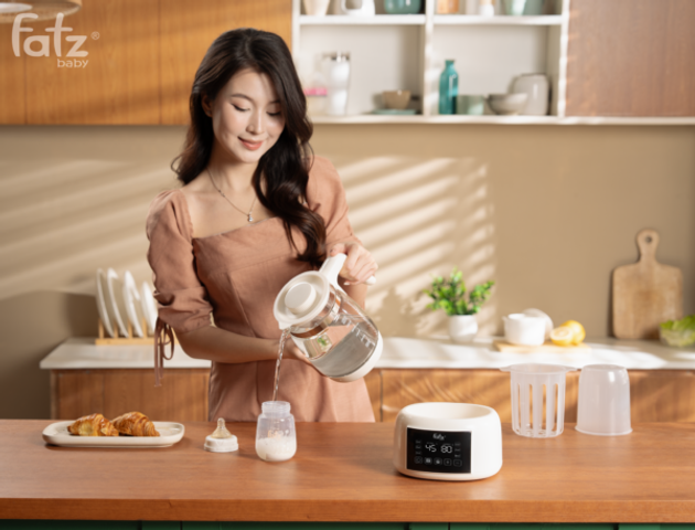 Máy Đun và Hâm Nước Pha Sữa Điện Tử Fatzbaby Quick E2 FB3507HB - Tiện Lợi, 5 Mức Nhiệt, Đun Siêu Tốc, Cho Bé An Toàn