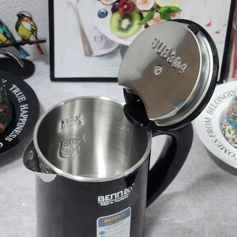 (Hàng nhập khẩu) Ấm siêu tốc mini Bennix BN-006EK dung tích 0.6L
