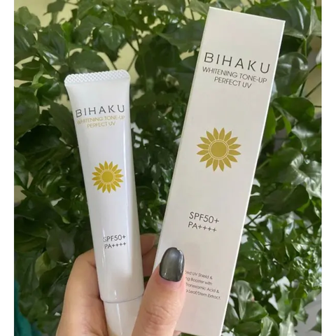 (Hàng nhập khẩu) Kem chống nắng nâng tone Bihaku Whitening Tone-Up Perfect UV SPF50+