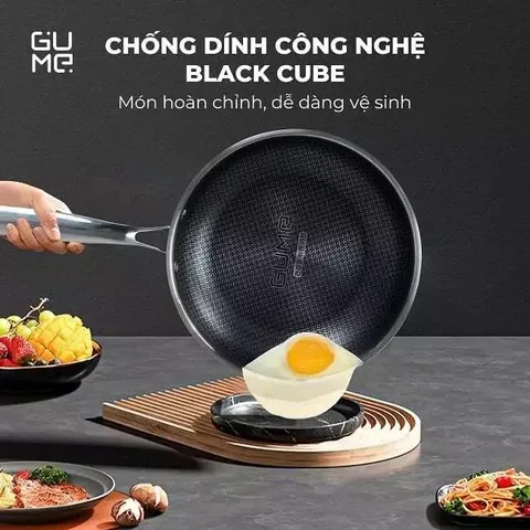 (Hàng nhập khẩu) Chảo inox 18/10 chống dính Blackcube Gume GM1324N size 24cm vung kính