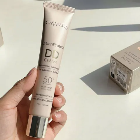 (Hàng nhập khẩu) Kem dưỡng chống nắng Casmara Urban Protect DD Cream Anti-Pollution & Anti-Aging SPF 50, Tuýp 50ml
