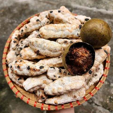 Quả Chuối Cô Đơn Khô Dùng Ngâm Tửu