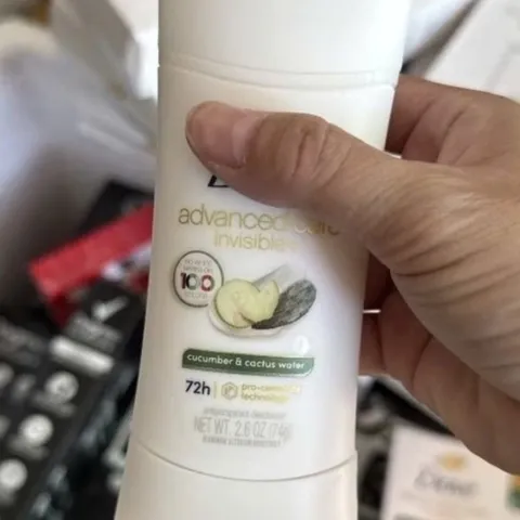 Lăn sáp khử mùi Dove Advanced Care 48h hương dưa leo 74g 909337