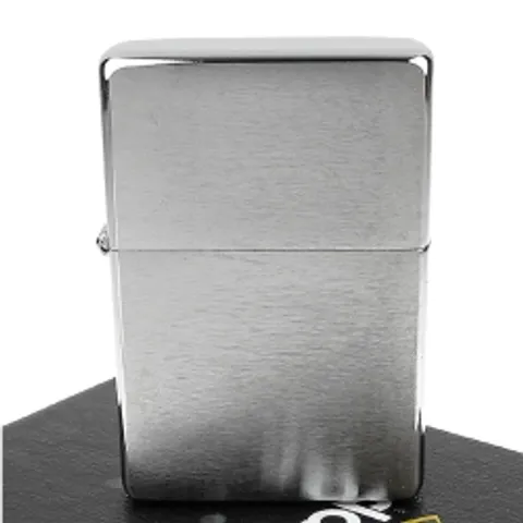 Bật Lửa Zippo Vintage Brushed Chrome 230.25 - Bật Lửa Cổ Điển Không Đường Xước, Sang Trọng và Độc Đáo